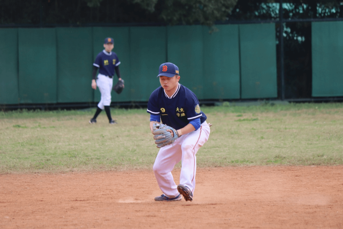 乐鱼体育-【赛场魅力】棒球场上的战术和技巧揭秘的简单介绍