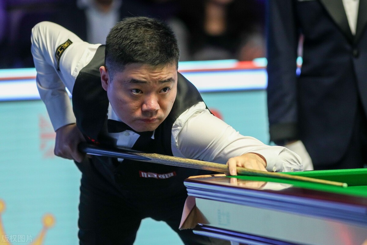 【逆境应对】丁俊晖如何在比赛中灵活调整战术？的简单介绍