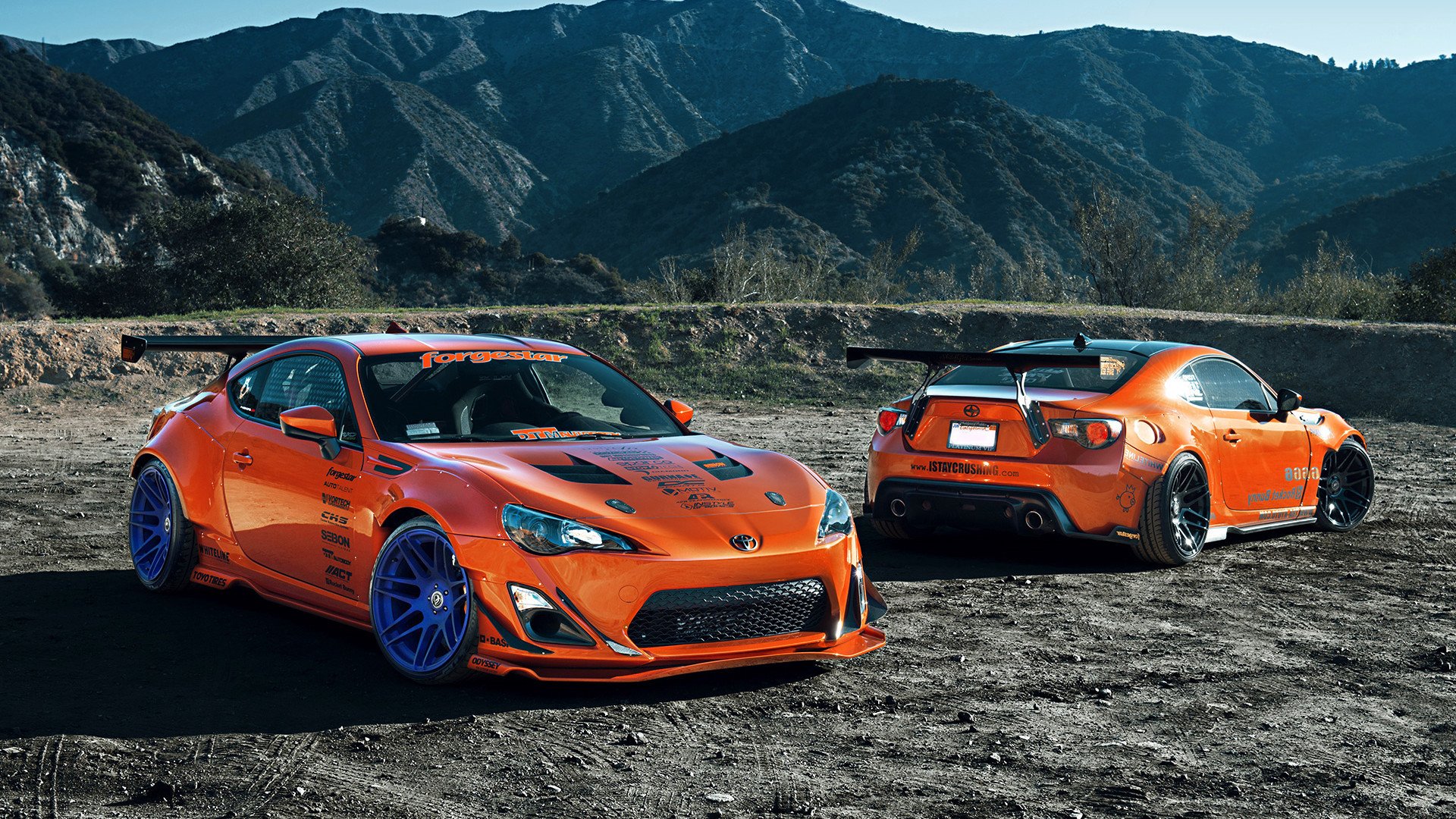 国足内部热身赛激烈，主力阵容逐渐明晰，国足热身赛大胜