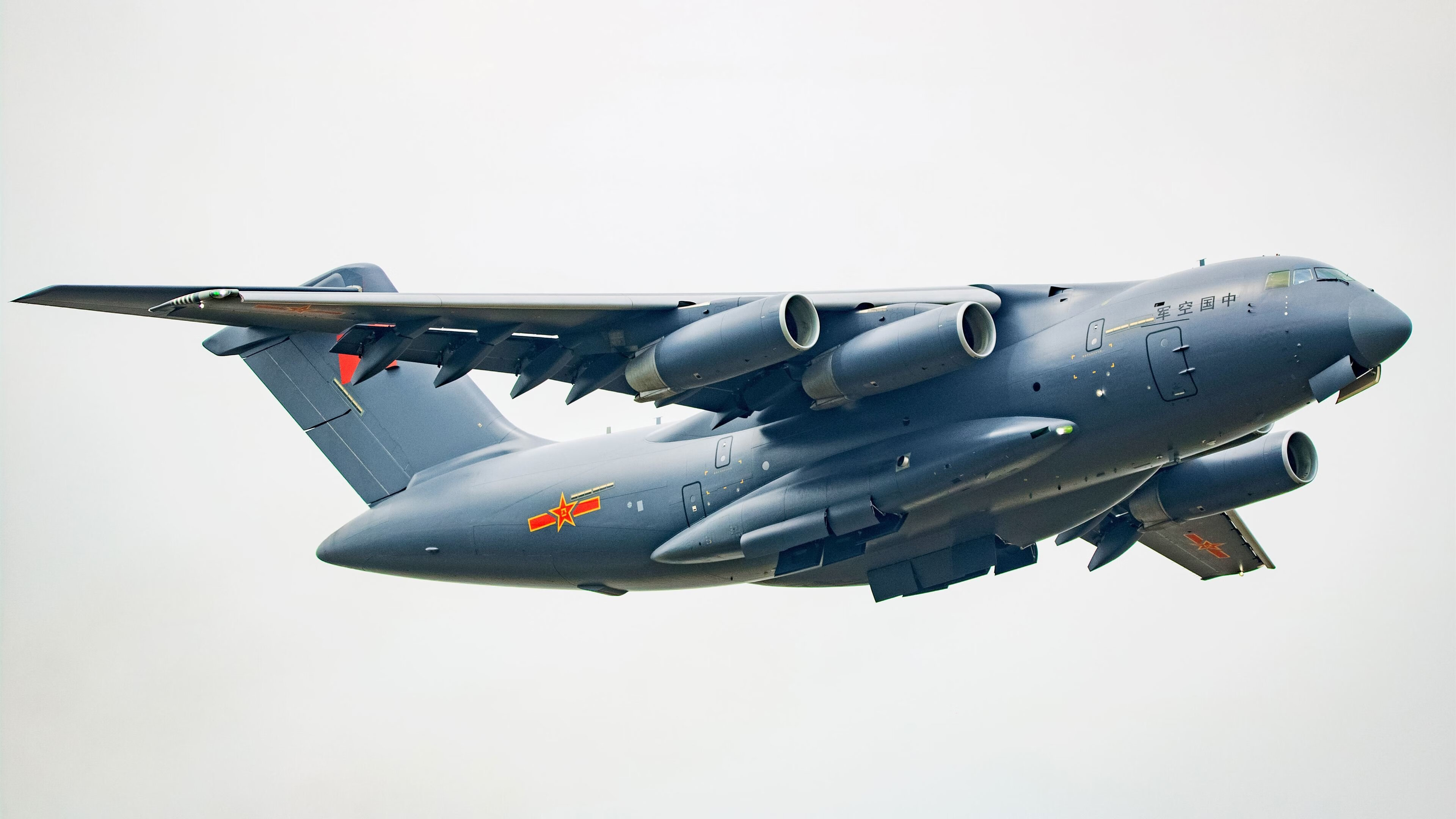 曼城大胜南安普顿，英超卫冕冠军实力依然强劲，曼城与南安普顿联赛杯录像